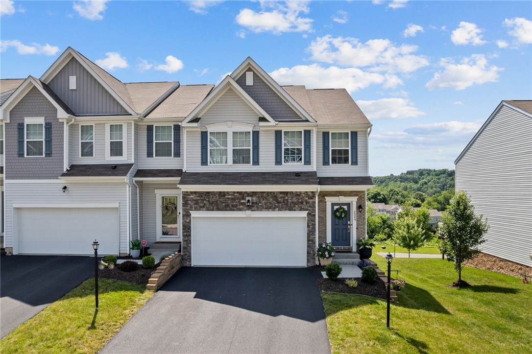 2309 Canterbury Dr - Photo 1