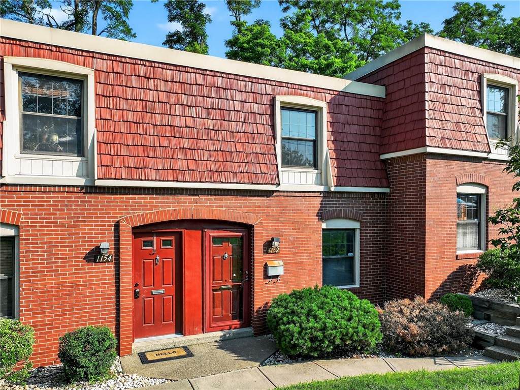 1152 Pennsbury Blvd - Photo 1