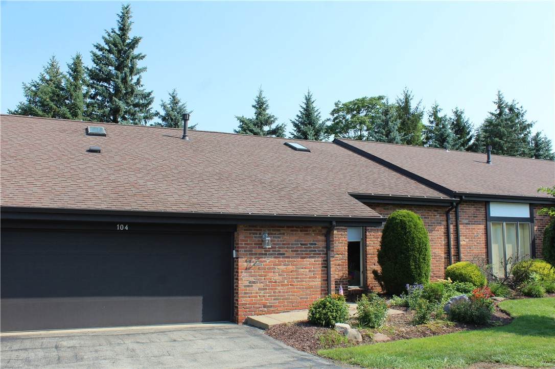 104 Victoria Drive - Photo 1