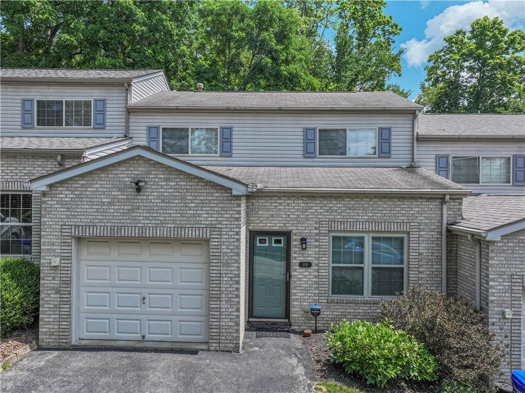 108 Arthur Court - Photo 1