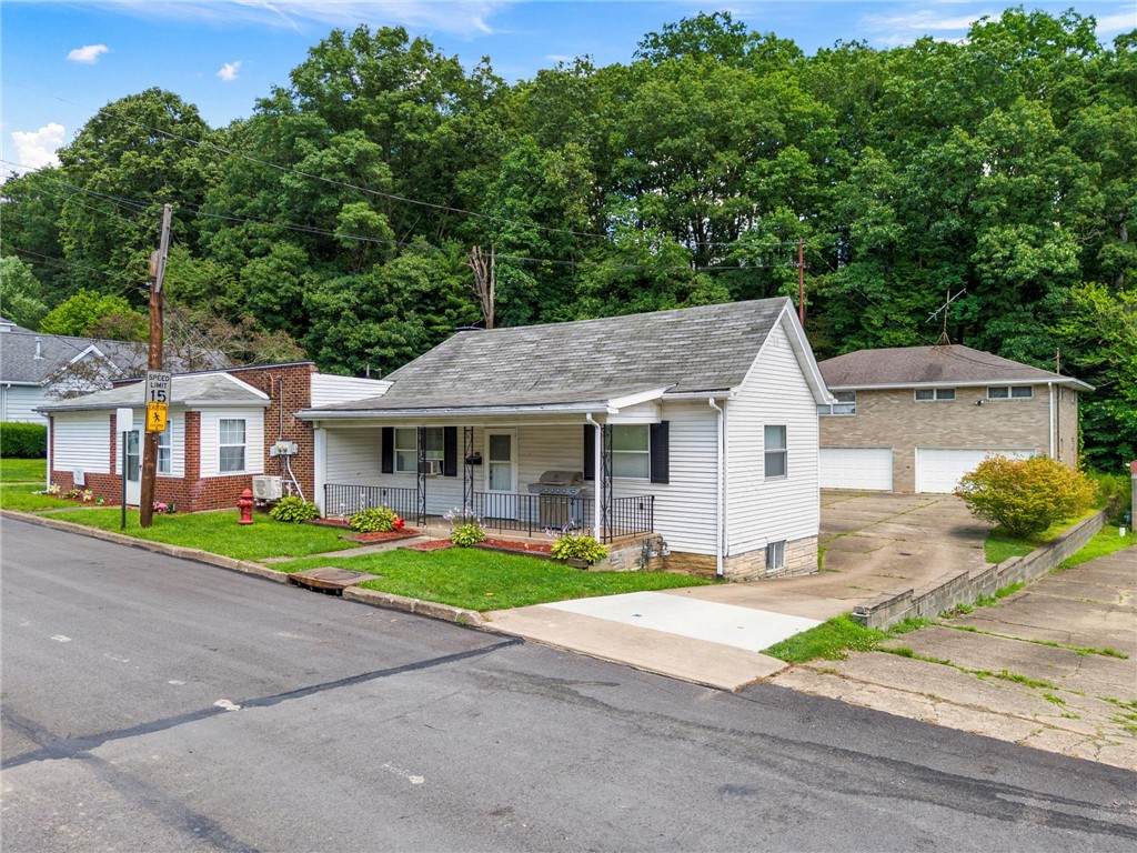 318 Penn Avenue - Photo 1