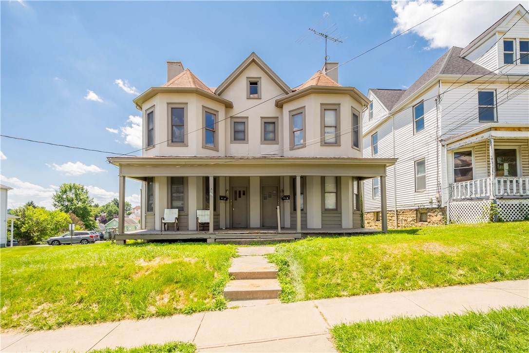 625 Main St - Photo 1