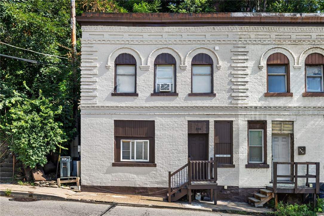 228 Steuben St - Photo 1