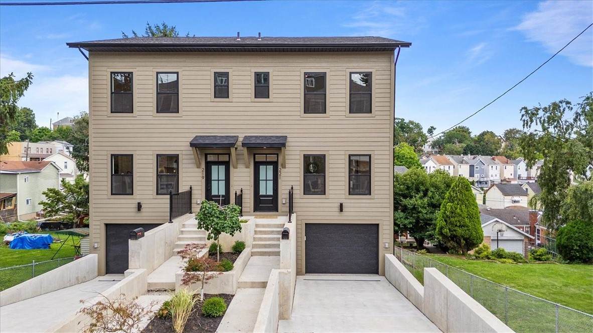 221 Seward St - Photo 1