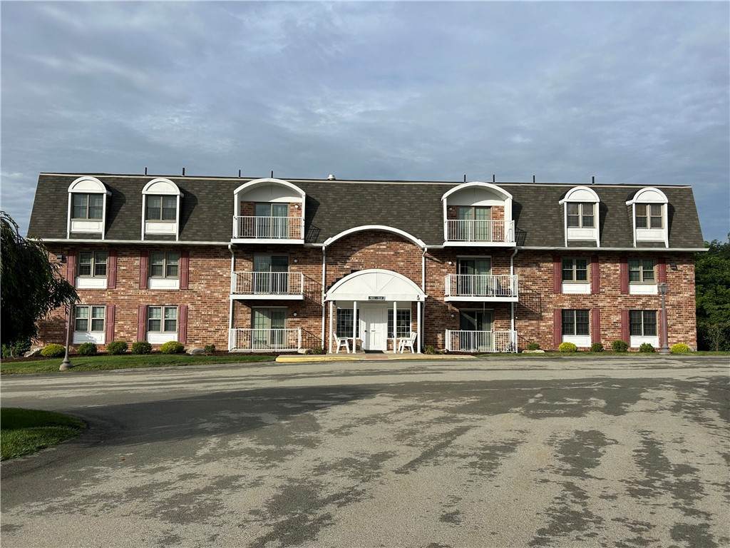 509 Clubhouse Dr - Photo 1