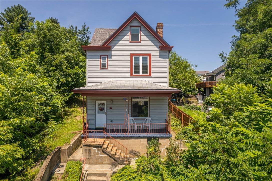 147 Laughlin Ave - Photo 1