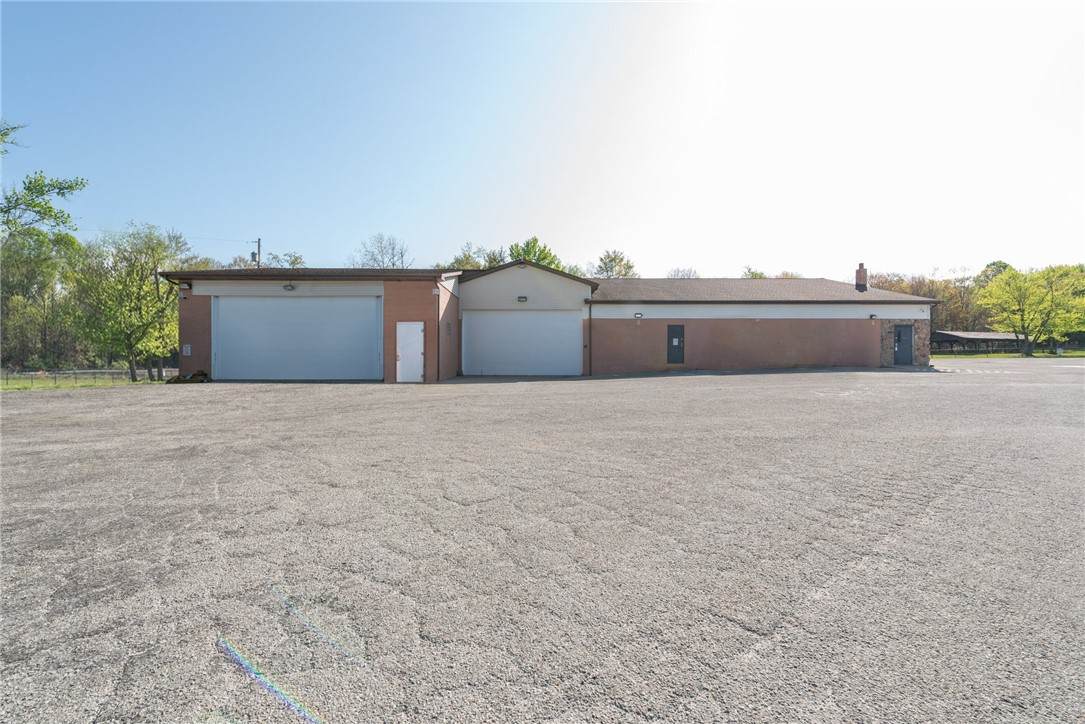 155 Smolleck Street - Photo 1