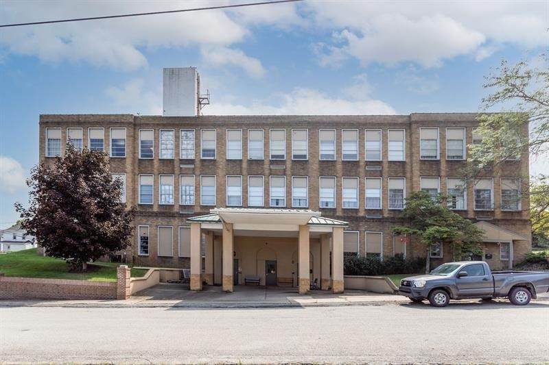 300 Union Street - Photo 1