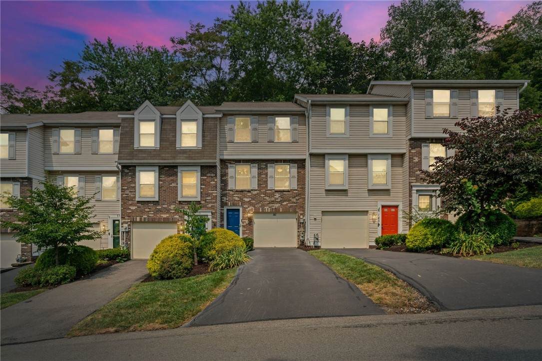 141 Rossmor Court - Photo 1
