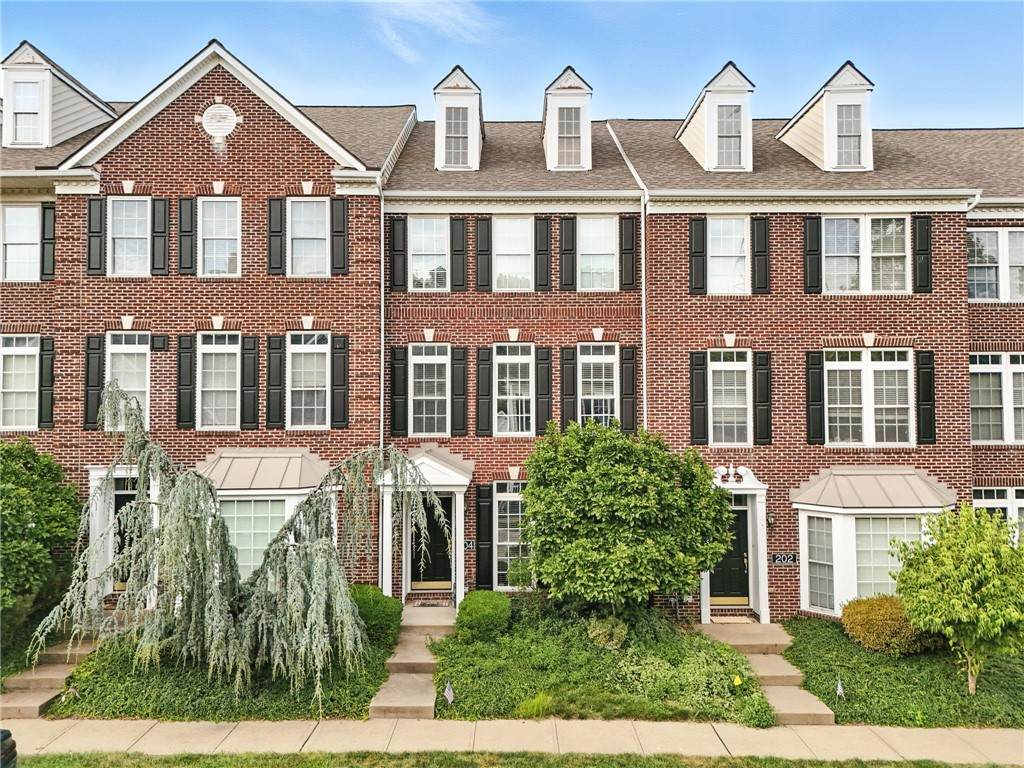 204 Park Square Lane - Photo 1