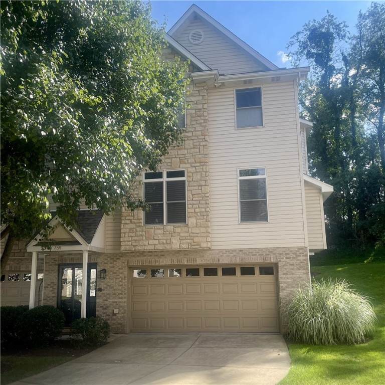 609 Imperial Dr - Photo 1