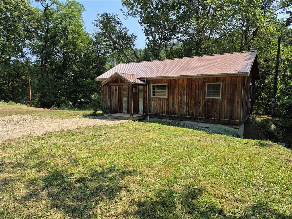 7 Mcgovern Blvd - Photo 1