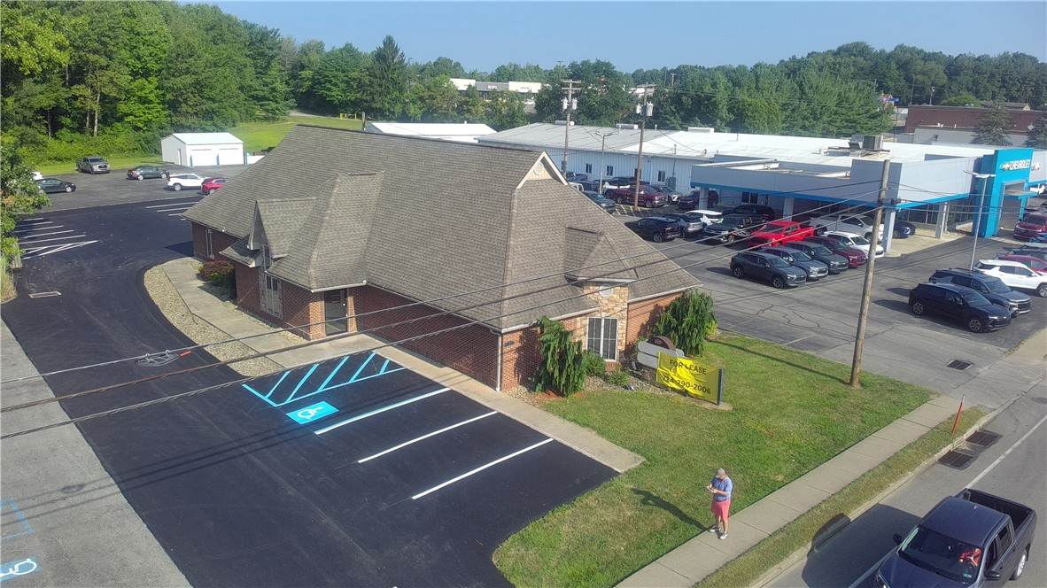 215 Grove City Road - Photo 1