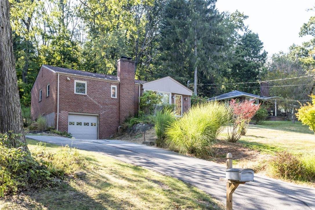 145 Oakhurst Road - Photo 1