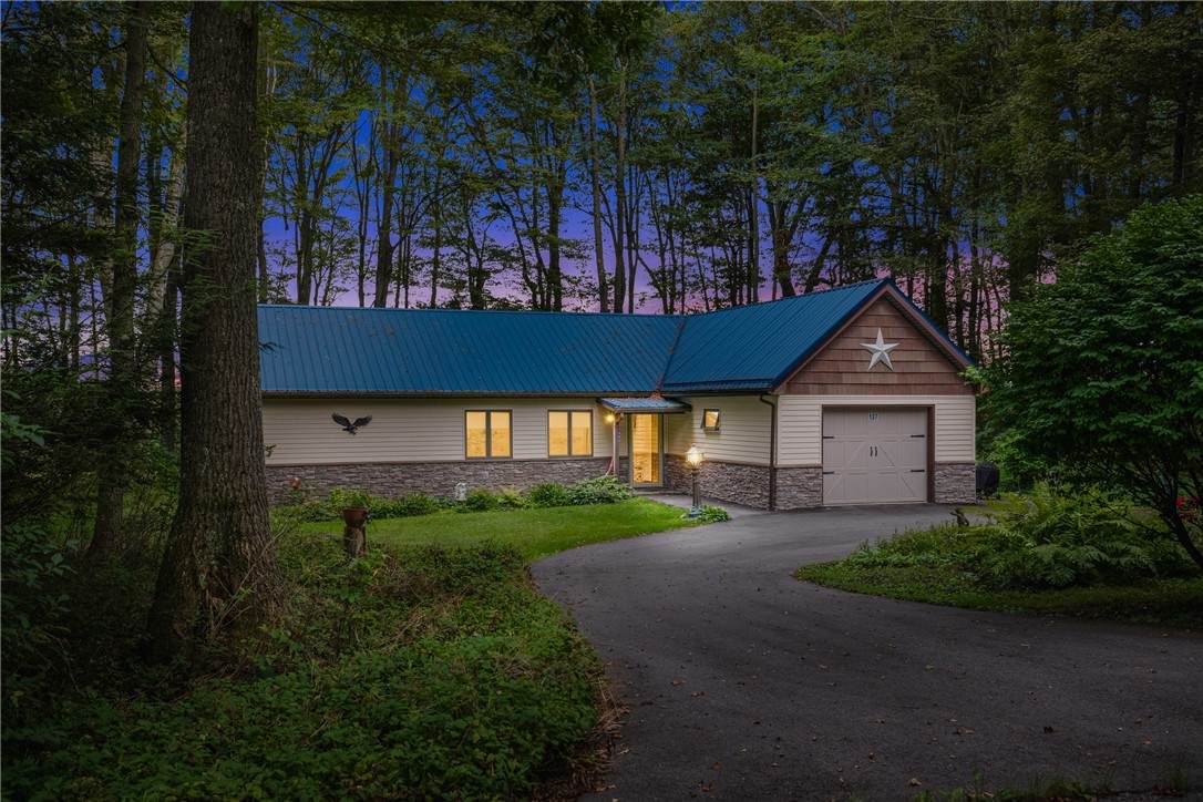 137 Wenatchee Lane - Photo 1