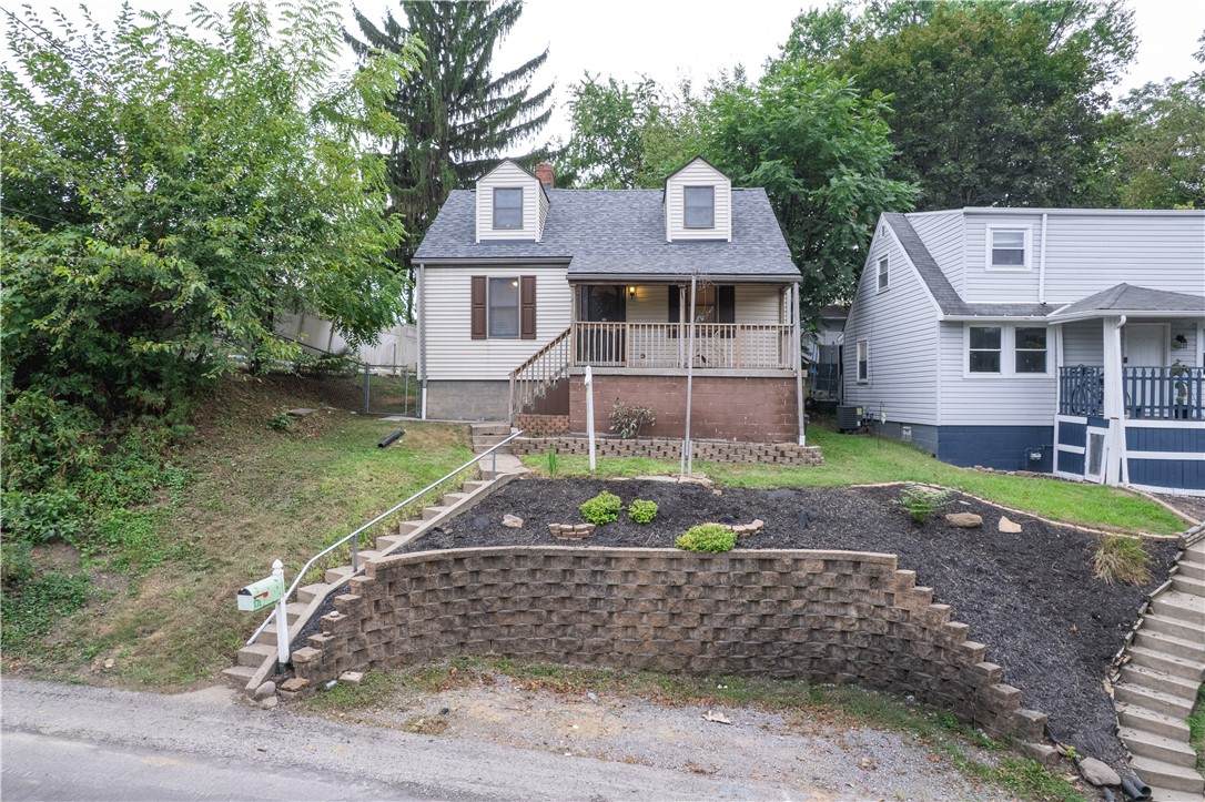 171 6th Ave - Photo 1