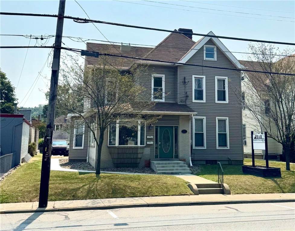 1307 3rd St - Photo 1