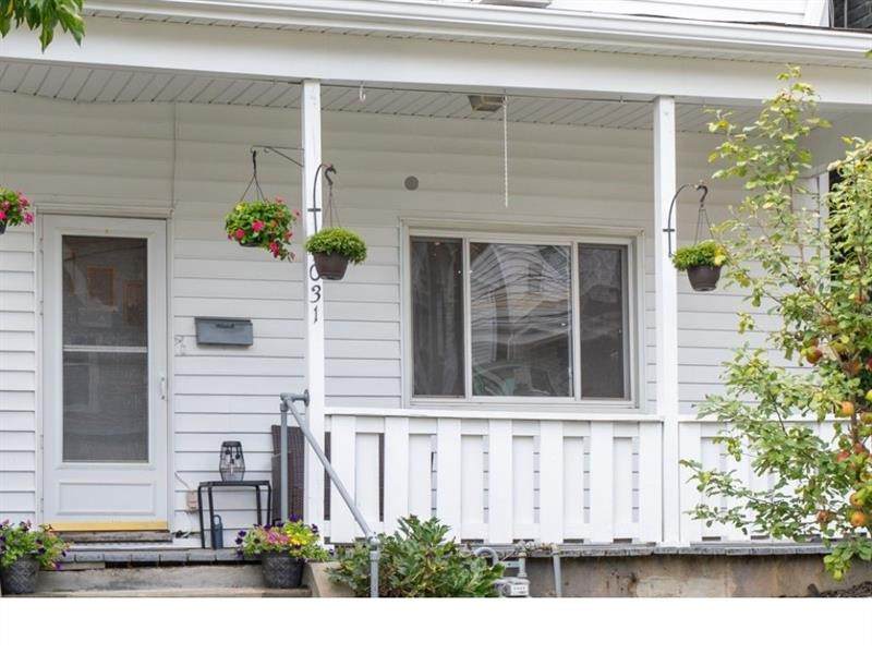 1031 Valonia St - Photo 1