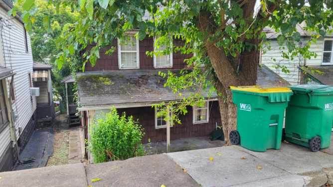 414-416 Bessemer Ave - Photo 1