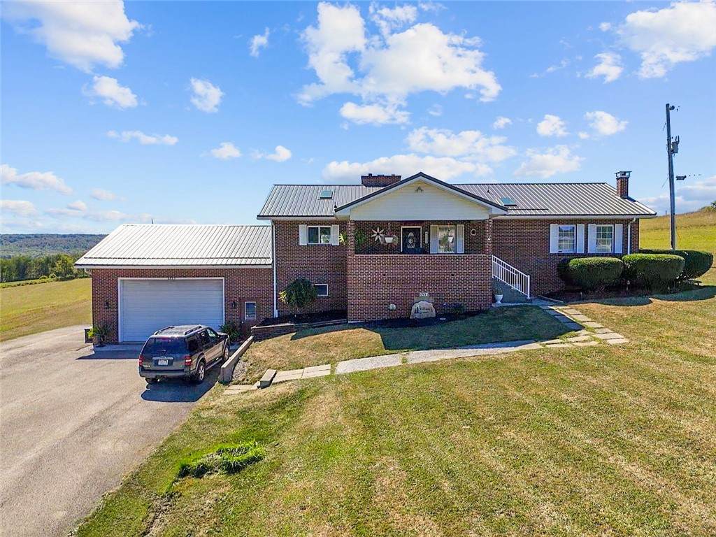 6951 Glades Pike - Photo 1