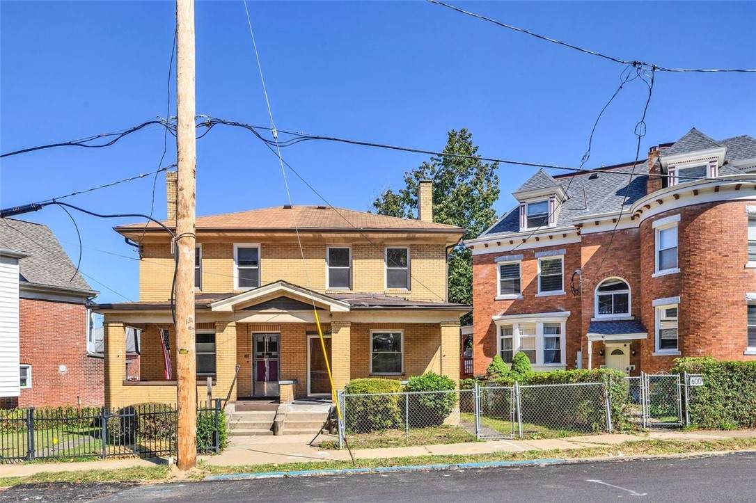 610 Chislett St - Photo 1