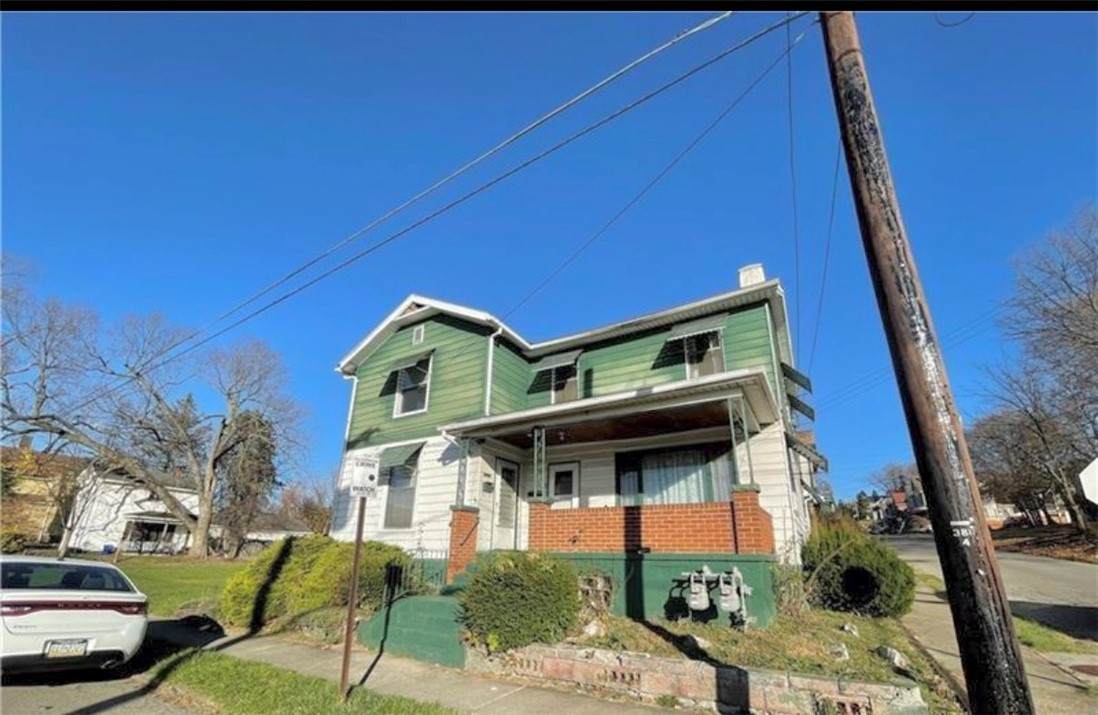 211 Walnut St - Photo 1