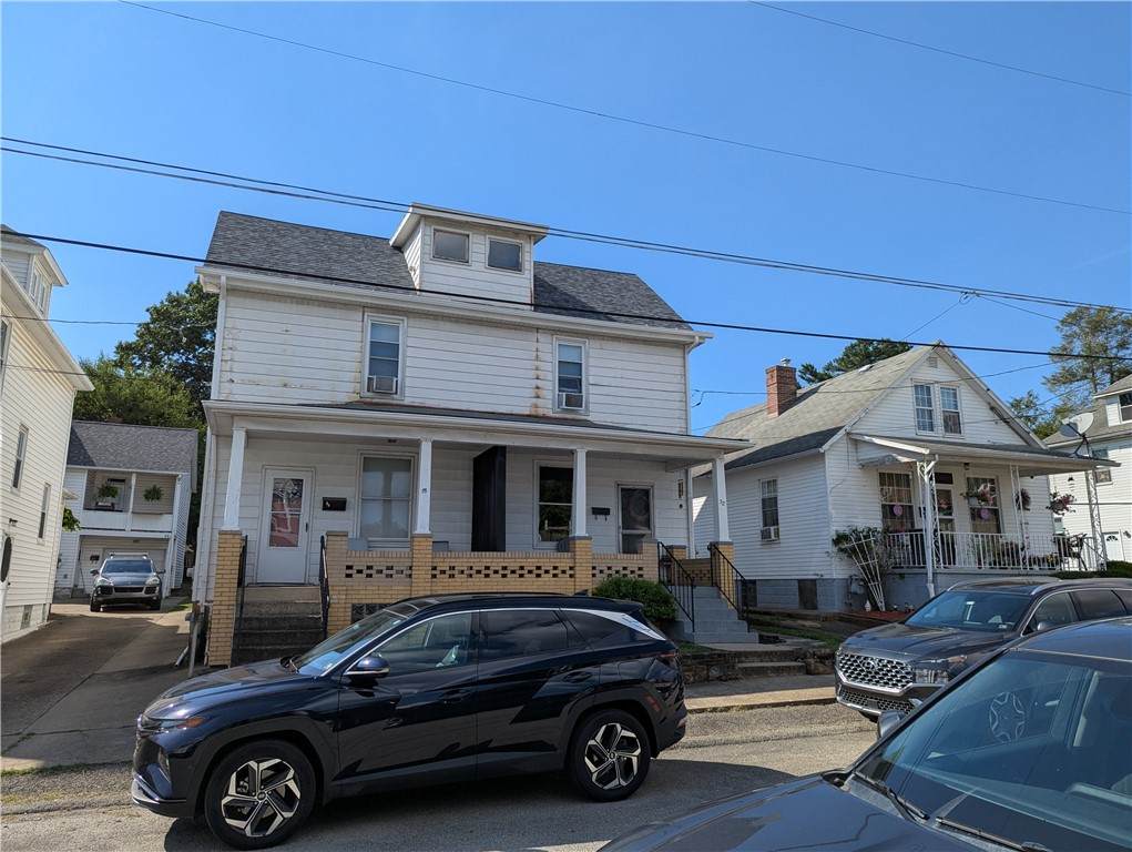 32-34 Lawton Ave - Photo 1