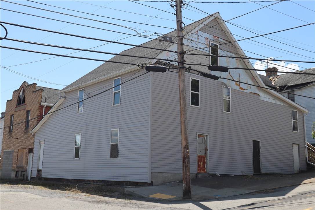 114 Church Ave - Photo 1