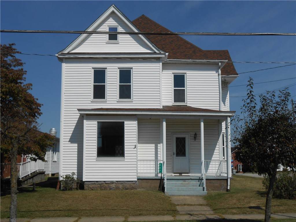 207 Independence St - Photo 1