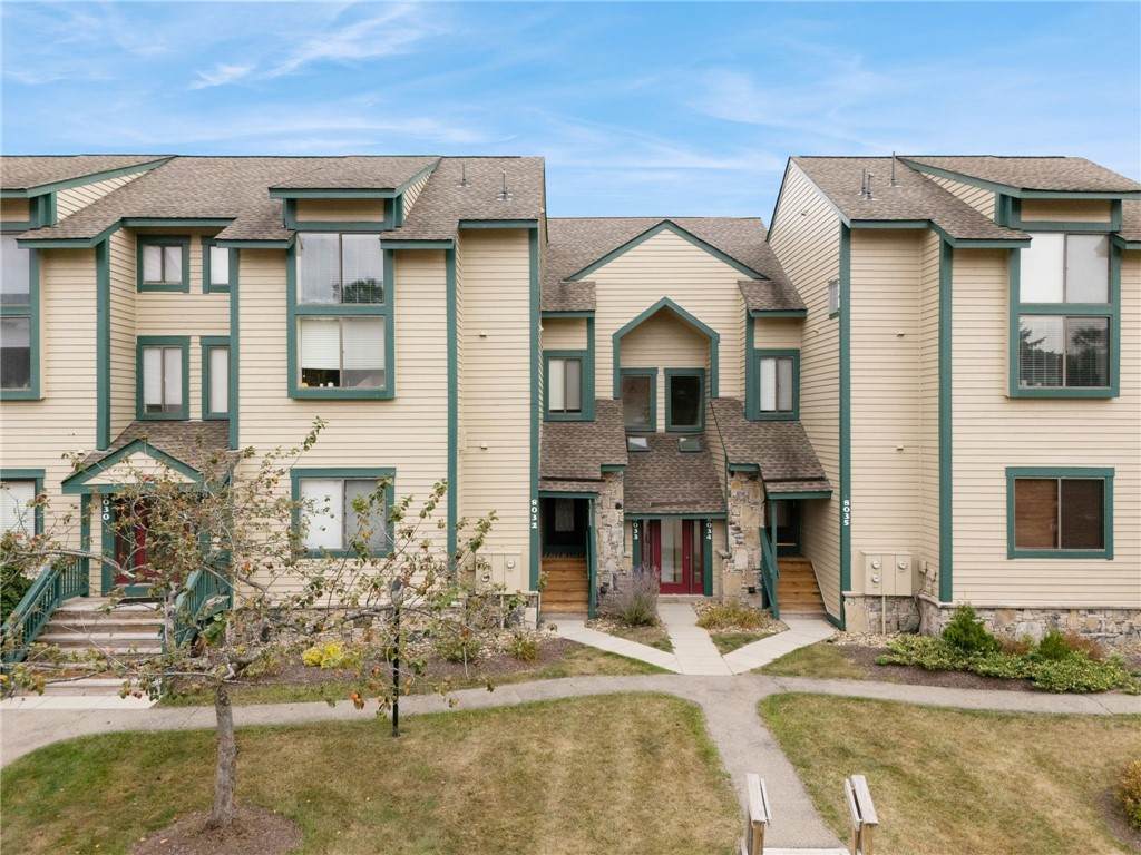 8032 Meadowridge Drive - Photo 1