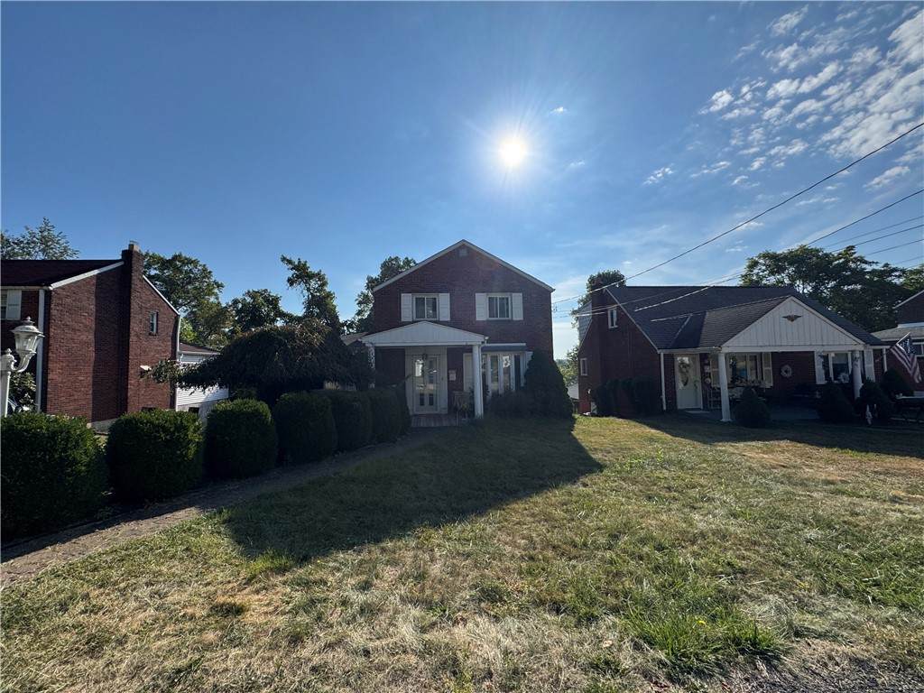 531 Burton Dr - Photo 1