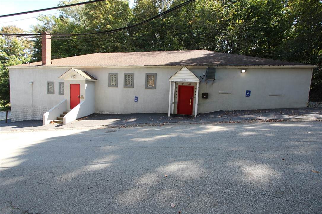 700 E Main Street - Photo 1