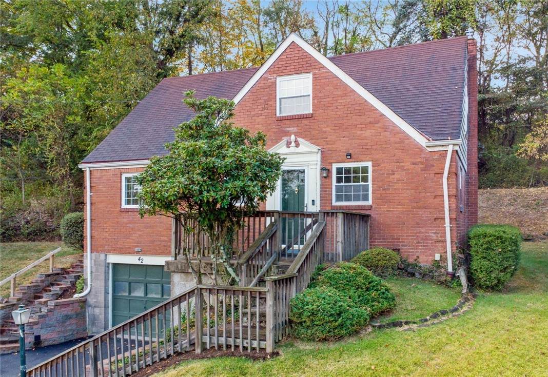 42 Barton Dr - Photo 1