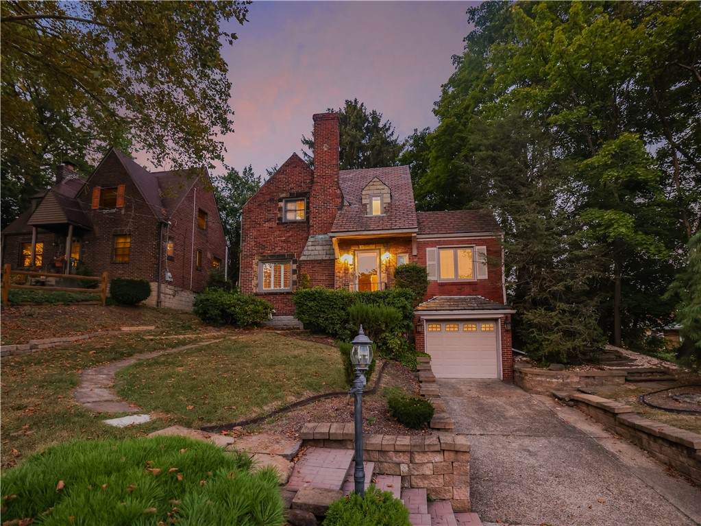 821 Clara Street - Photo 1