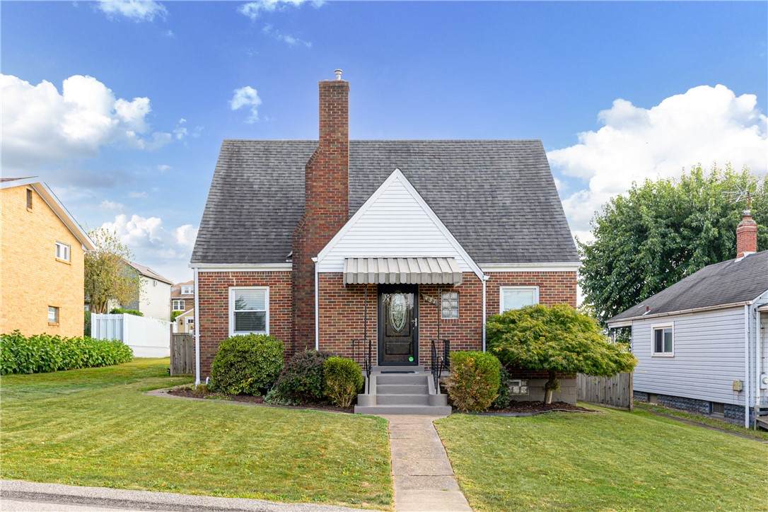 431 Torrence Ave - Photo 1