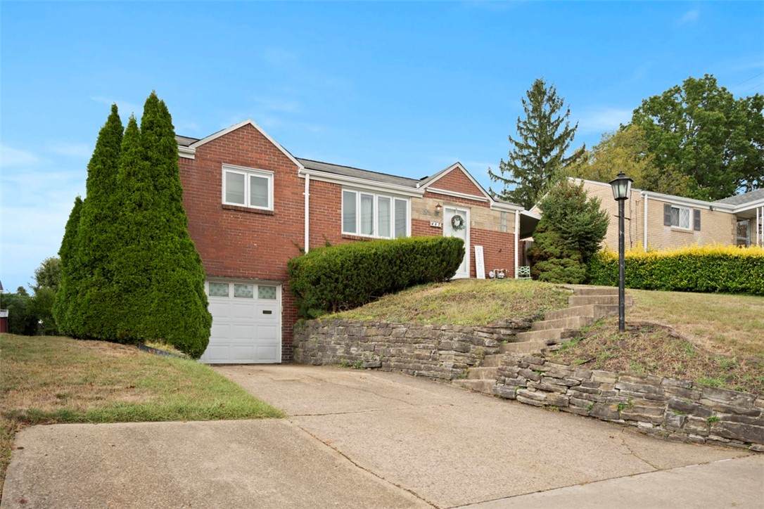 468 Lois Drive - Photo 1