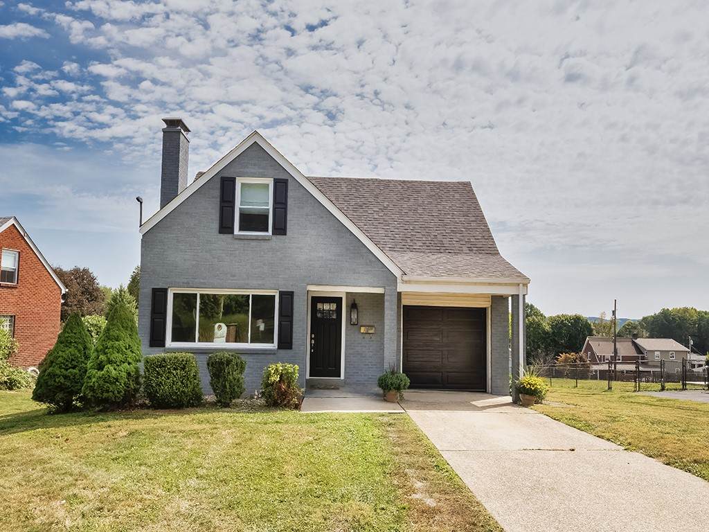 305 Prospect Circle - Photo 1