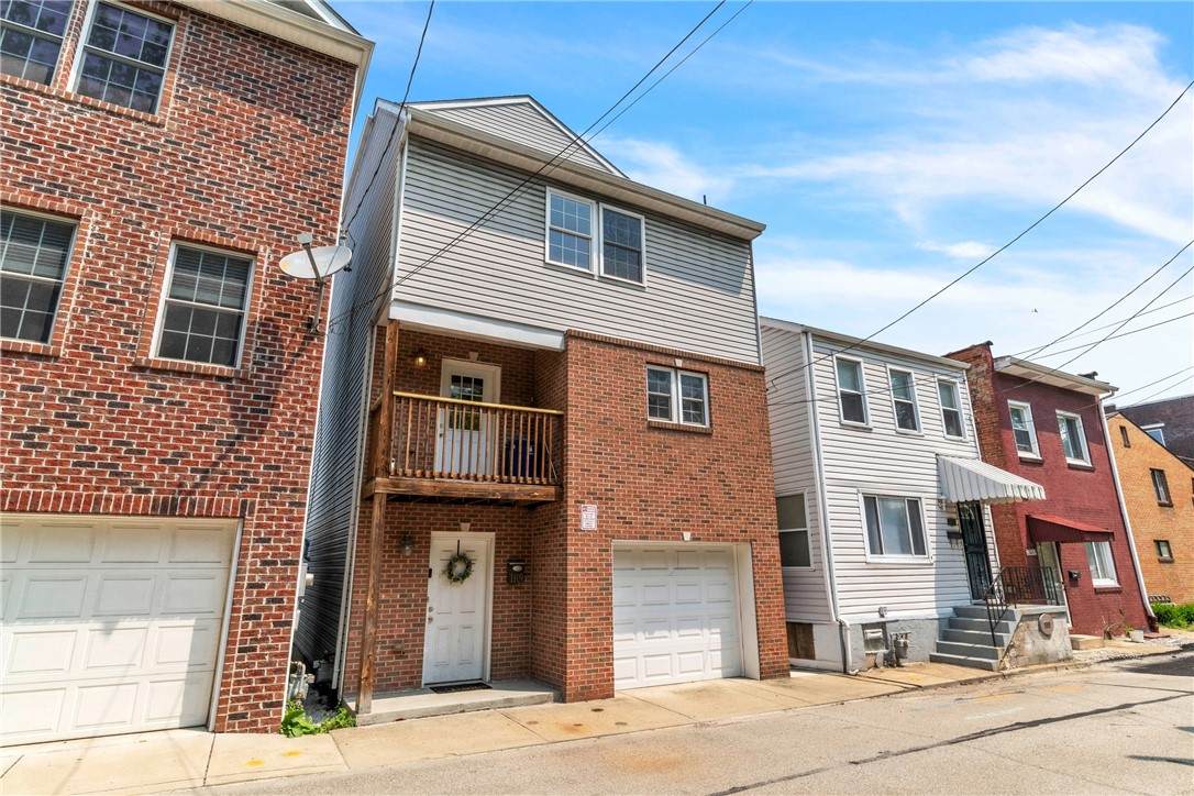 1109 Maryann St - Photo 1