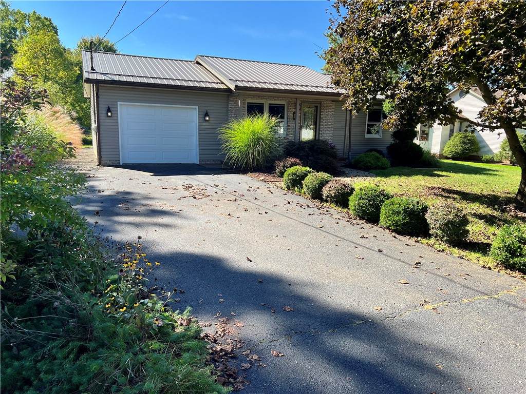 8 Durst St - Photo 1