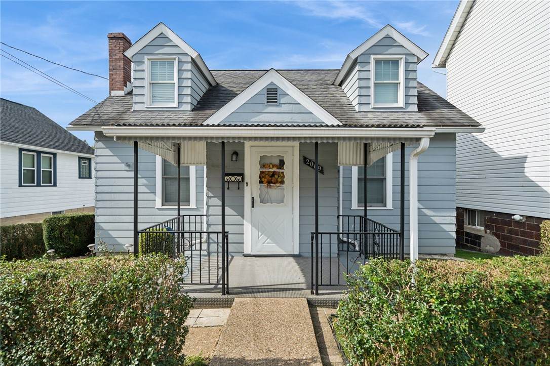 2009 Highland Ave - Photo 1