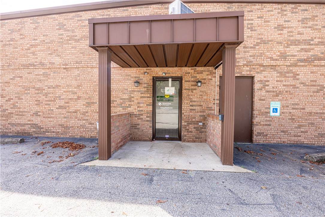 404 W Main St - Photo 1