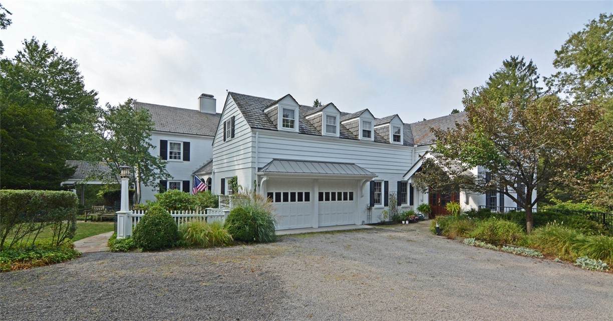 407 Rhodora Lane - Photo 1