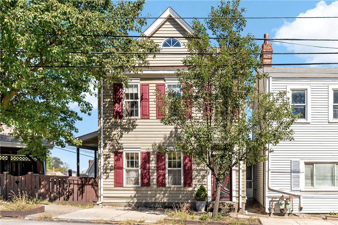 1507 Arlington Ave - Photo 1