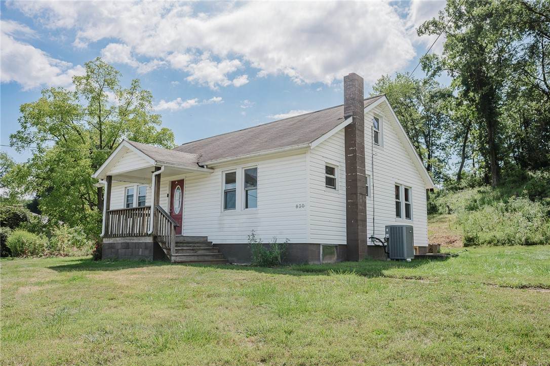 830 Indiana Ave - Photo 1