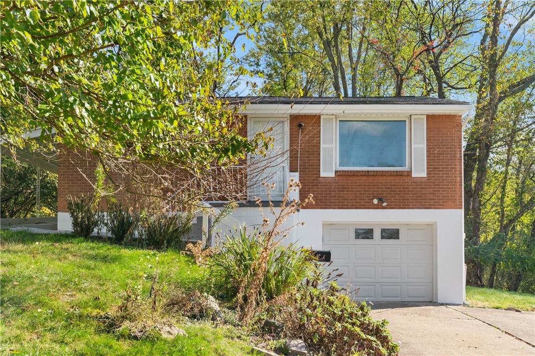 582 Lorraine Rd - Photo 1