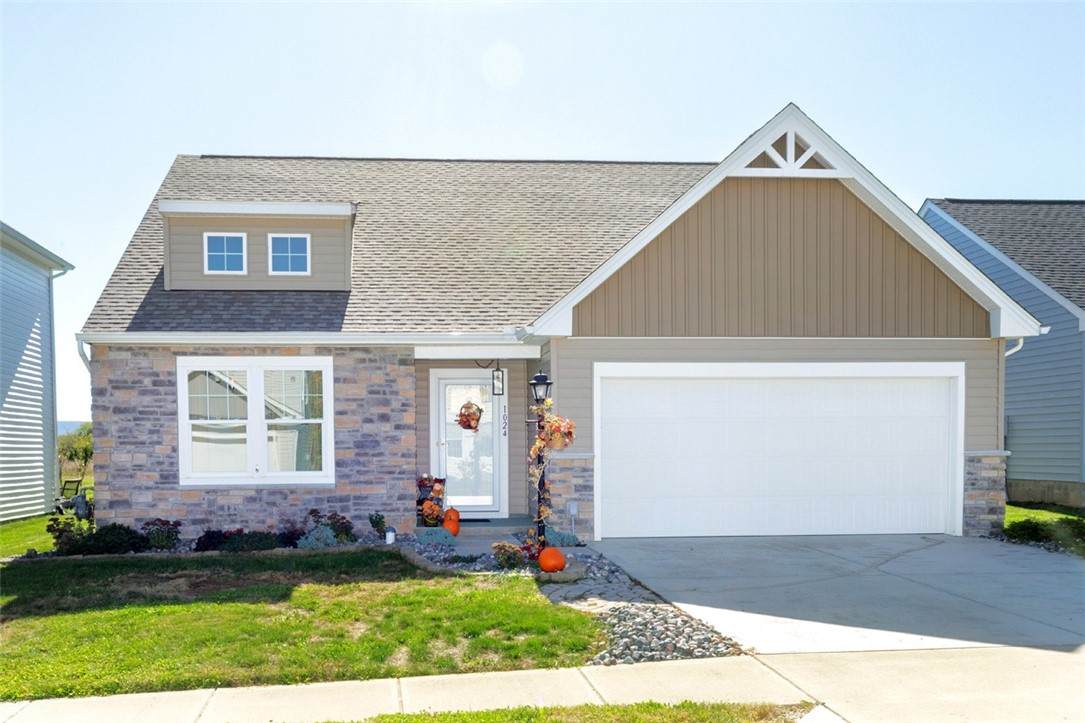 1024 Colonial Drive - Photo 1