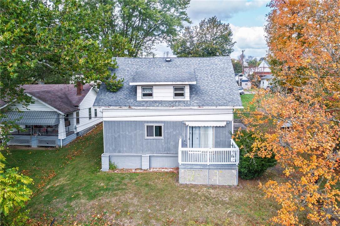 1135 Chestnut St - Photo 1