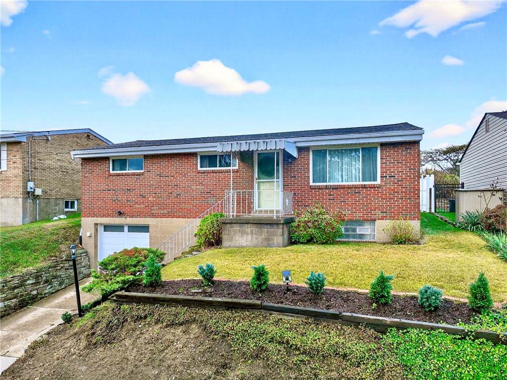 108 Malcolm Ave - Photo 1