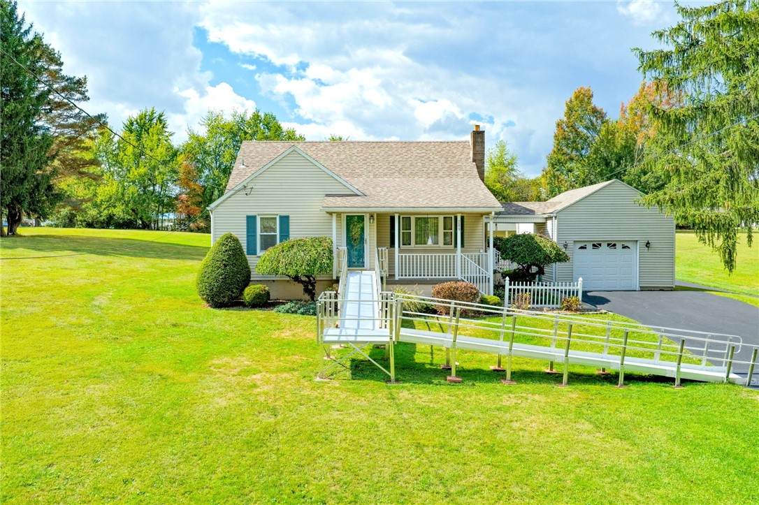 289 Scotland Ln - Photo 1