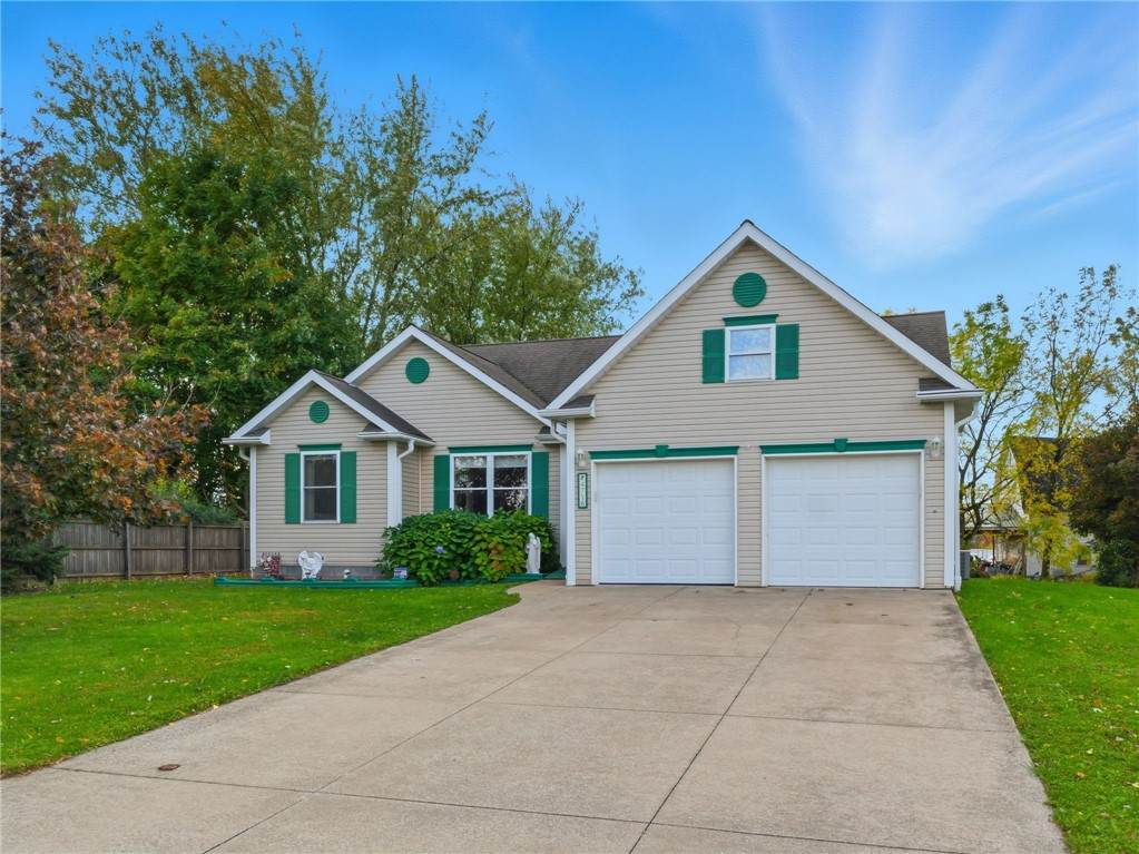 4716 Cedar Dr - Photo 1